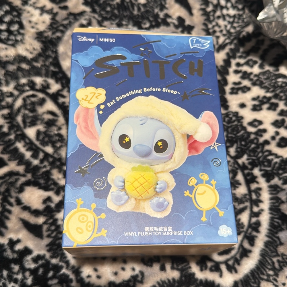 Stitch Miniso Eat Something Before You Sleep (crispy pizza) unopened